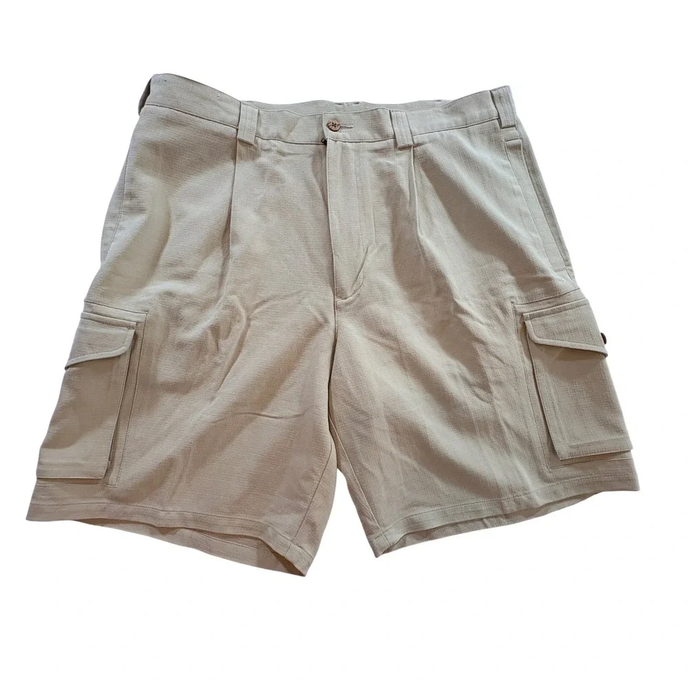 Caribbean Roundtree & Yorke Silk Cargo Shorts Mens 36 Tan Pleated Casual Luxury